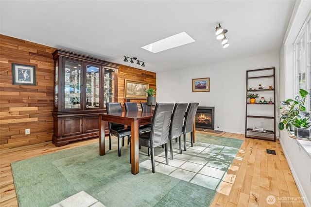 3916 170th Avenue E, Lake Tapps, WA 98391