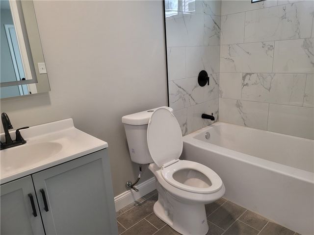 729 Potters Avenue, Providence, RI 02907