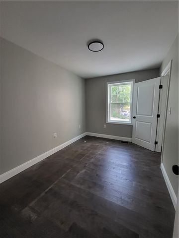 729 Potters Avenue, Providence, RI 02907