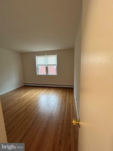 3 E PARK RD, Havertown, PA 19083