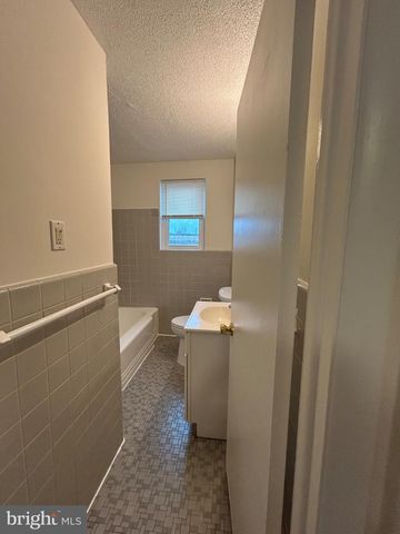 3 E PARK RD, Havertown, PA 19083