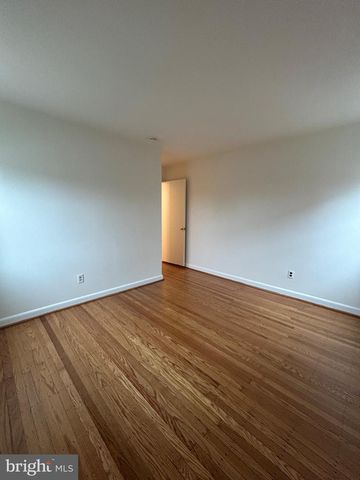 3 E PARK RD, Havertown, PA 19083