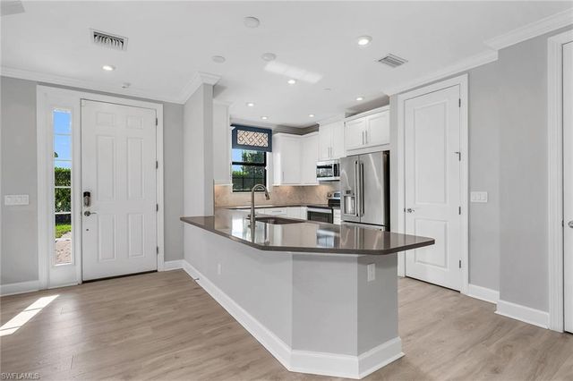 15256 Zeno WAY # 104, Naples, FL 34114