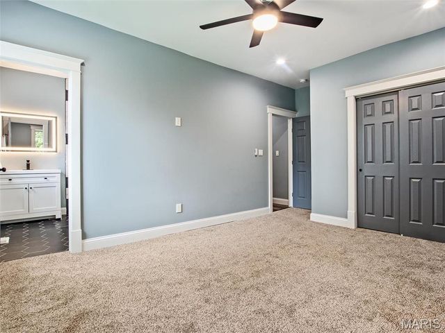 4224 California, St Louis, MO 63111