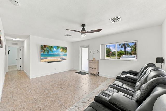 4999 SW 6TH Street, Margate, FL 33068