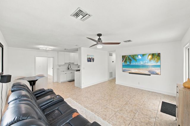 4999 SW 6TH Street, Margate, FL 33068