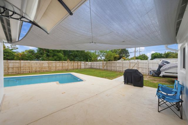 4999 SW 6TH Street, Margate, FL 33068