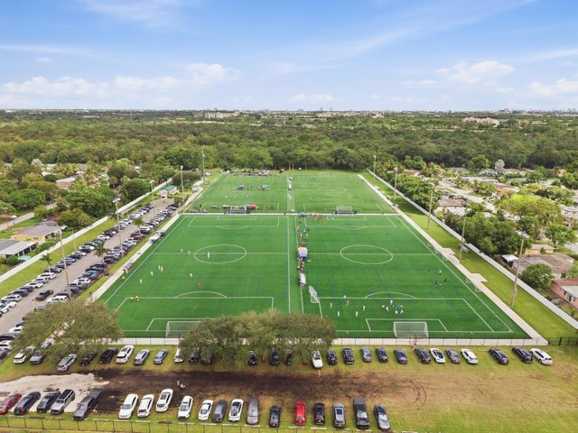 4999 SW 6TH Street, Margate, FL 33068