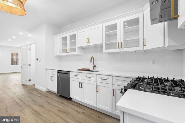 5541 RACE ST, Philadelphia, PA 19139
