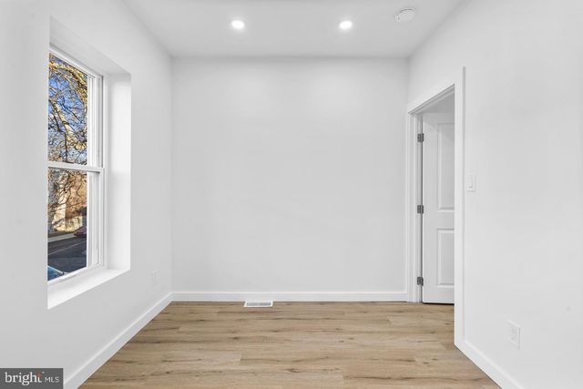 5541 RACE ST, Philadelphia, PA 19139