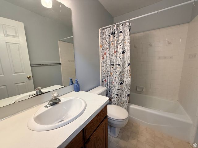 3298 W 2300 N, Clinton, UT 84015