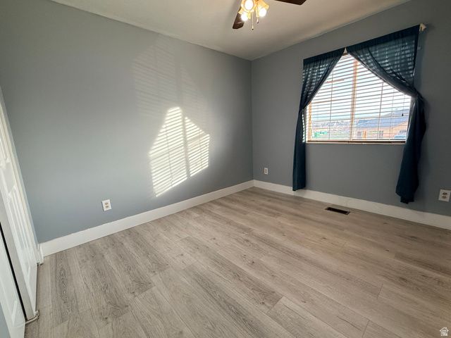 3298 W 2300 N, Clinton, UT 84015