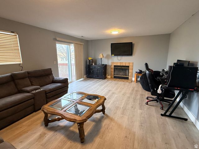 3298 W 2300 N, Clinton, UT 84015