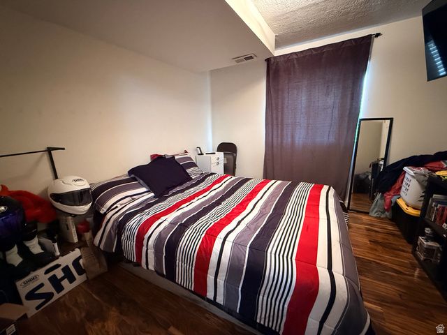 3298 W 2300 N, Clinton, UT 84015