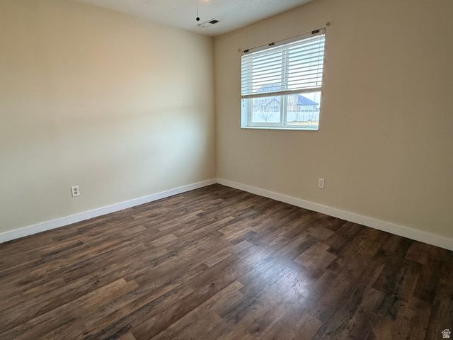 3298 W 2300 N, Clinton, UT 84015