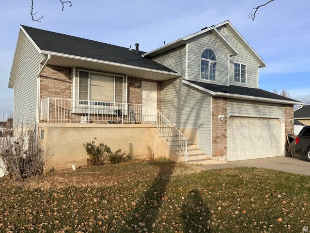 3298 W 2300 N, Clinton, UT 84015