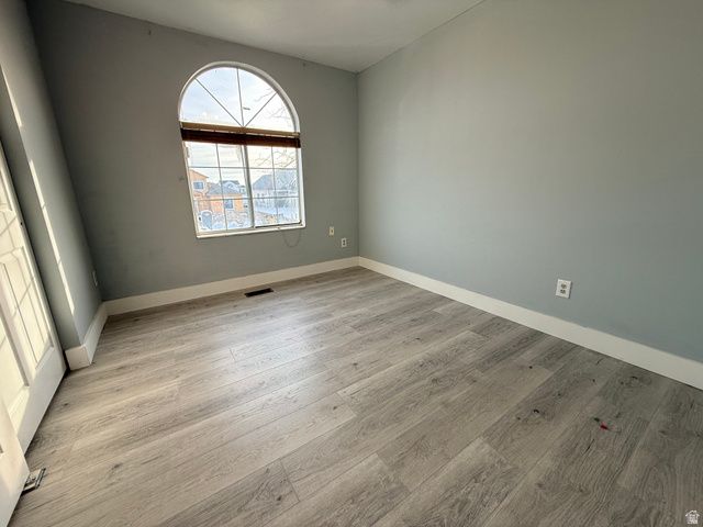 3298 W 2300 N, Clinton, UT 84015