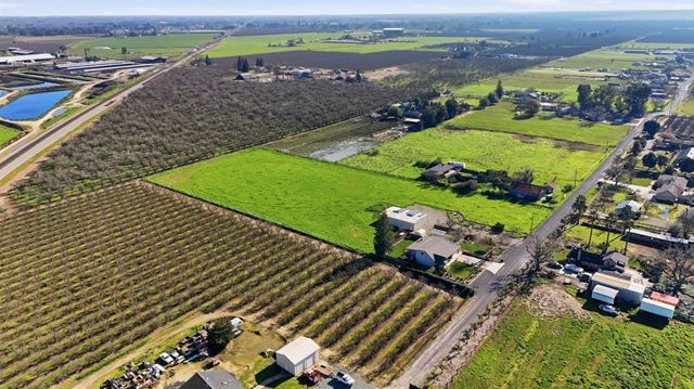 16166 Lawrence Rd, Escalon, CA 95320