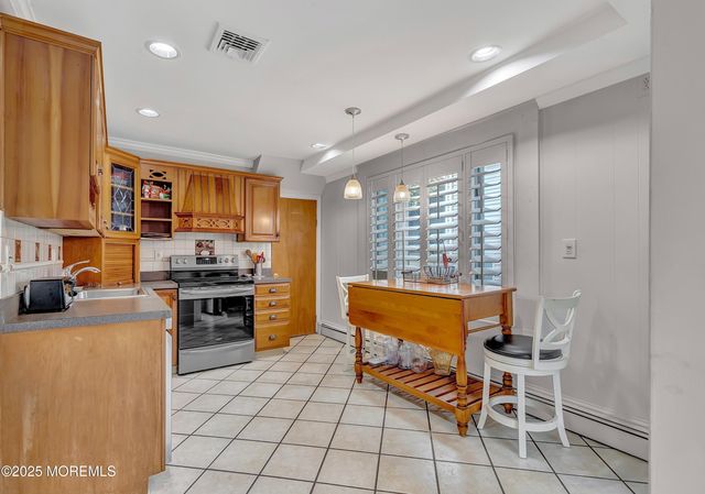 370 E Main Street, Manasquan, NJ 08736