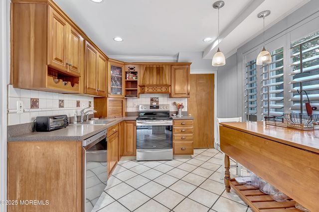 370 E Main Street, Manasquan, NJ 08736