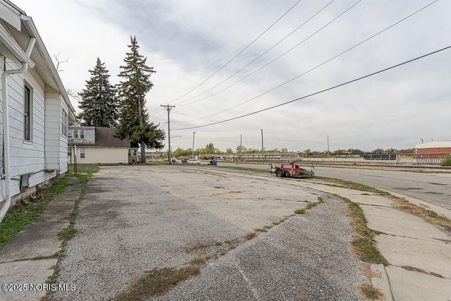 729 Chicago Street, Toledo, OH 43611