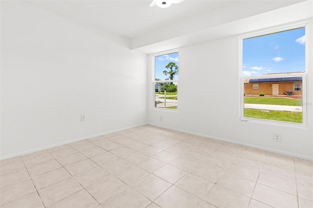 1057 TROPICAL AVENUE NW, Port Charlotte, FL 33948