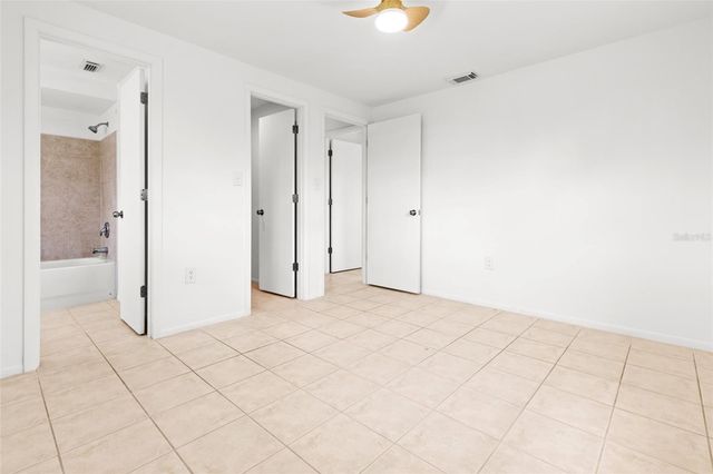 1057 TROPICAL AVENUE NW, Port Charlotte, FL 33948