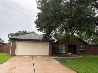14119 Falling Elm Lane, Houston, TX 77015