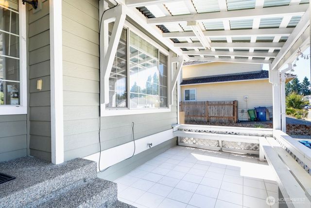 17720 114th Place SE, Renton, WA 98055