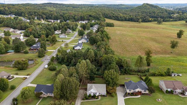 258 Heather Oaks Trail SE, Cleveland, TN 37323
