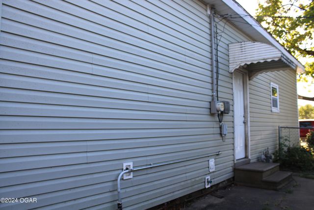 1004 N Grand Street, Pittsburg, KS 66762