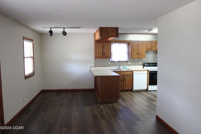 1004 N Grand Street, Pittsburg, KS 66762