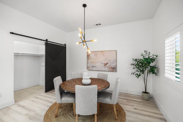 8600 Cherrington Ln, Elk Grove, CA 95624