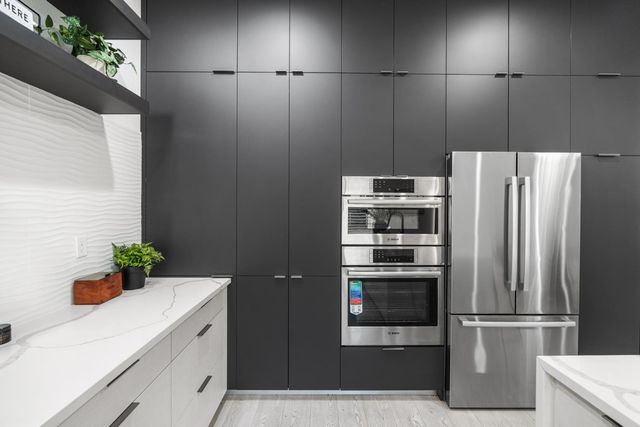 8600 Cherrington Ln, Elk Grove, CA 95624