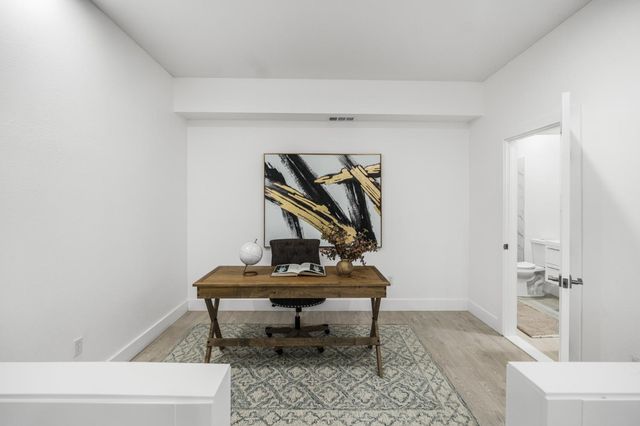 8600 Cherrington Ln, Elk Grove, CA 95624