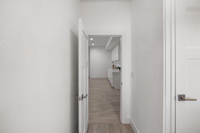 8600 Cherrington Ln, Elk Grove, CA 95624