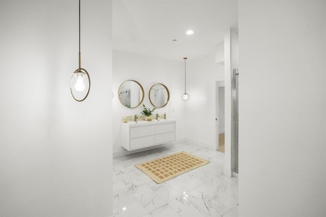 8600 Cherrington Ln, Elk Grove, CA 95624