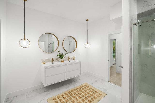8600 Cherrington Ln, Elk Grove, CA 95624