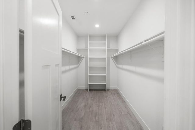 8600 Cherrington Ln, Elk Grove, CA 95624