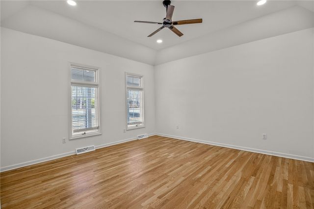 1 Sweetbriar Court, Greer, SC 29650