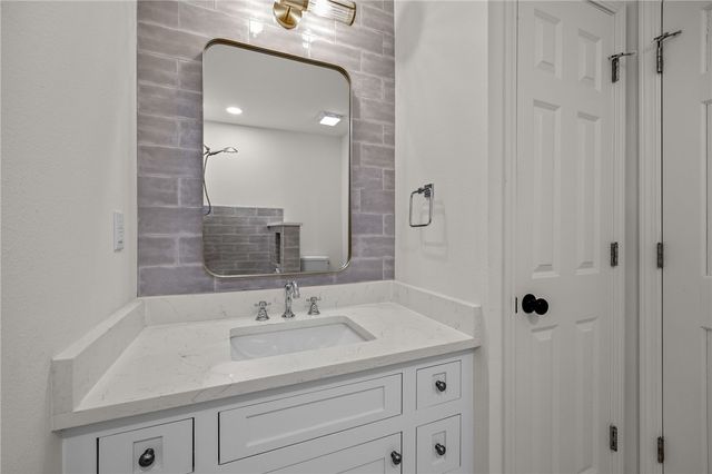 1 Sweetbriar Court, Greer, SC 29650