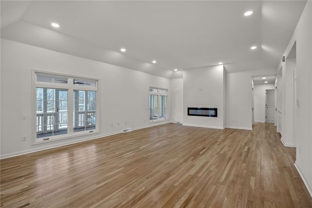 1 Sweetbriar Court, Greer, SC 29650