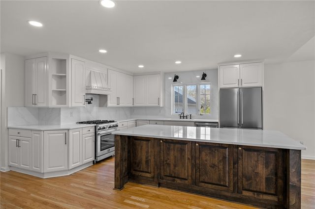 1 Sweetbriar Court, Greer, SC 29650