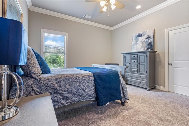 702 Saddle Ridge Road, Bentonville, AR 72712