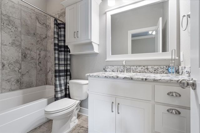702 Saddle Ridge Road, Bentonville, AR 72712