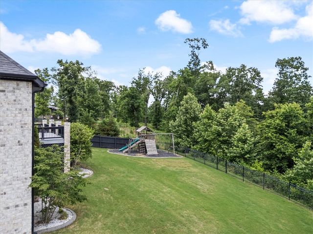 702 Saddle Ridge Road, Bentonville, AR 72712