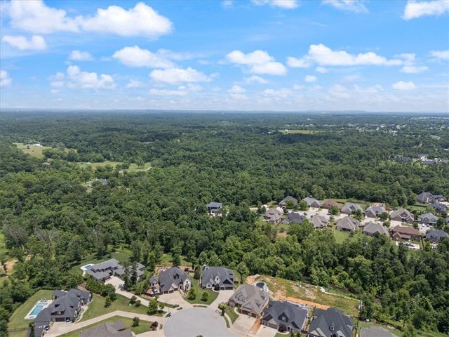 702 Saddle Ridge Road, Bentonville, AR 72712