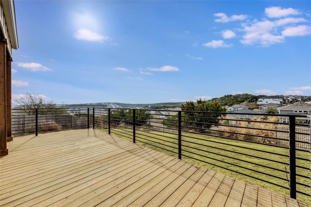 288 Smoke Tree CIR, Dripping Springs, TX 78620