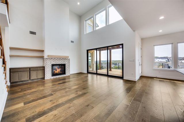 288 Smoke Tree CIR, Dripping Springs, TX 78620