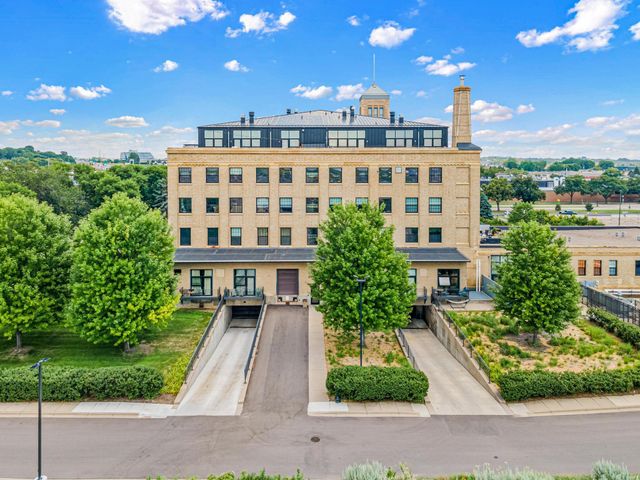 730 Stinson Boulevard 114, Minneapolis, MN 55413